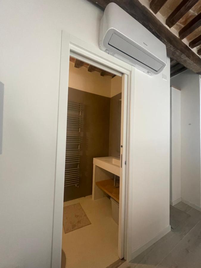 L'Inferno Di Dante Bed & Breakfast กุบบีโอ ภายนอก รูปภาพ