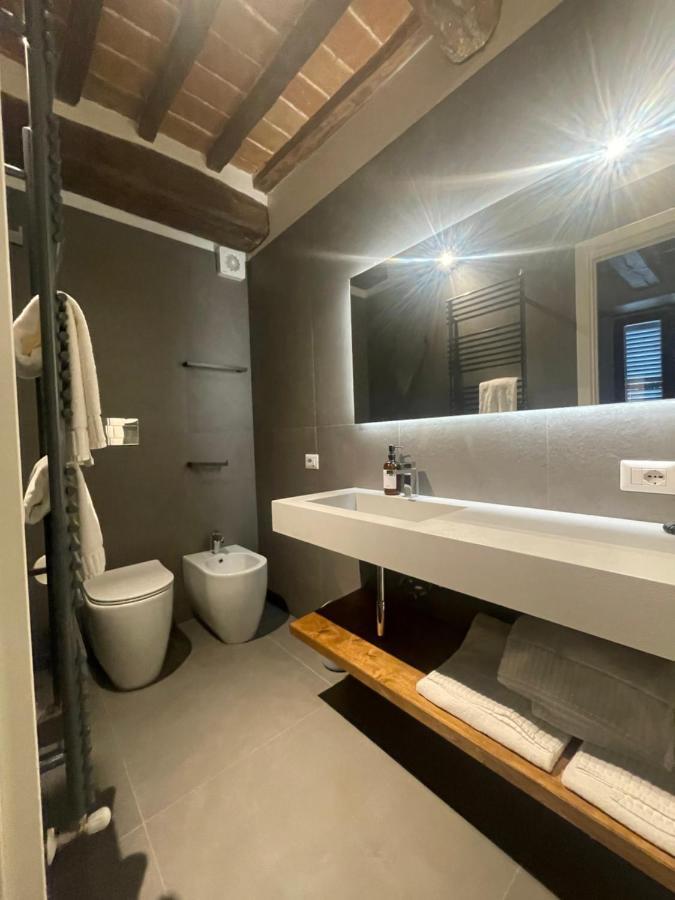 L'Inferno Di Dante Bed & Breakfast กุบบีโอ ภายนอก รูปภาพ
