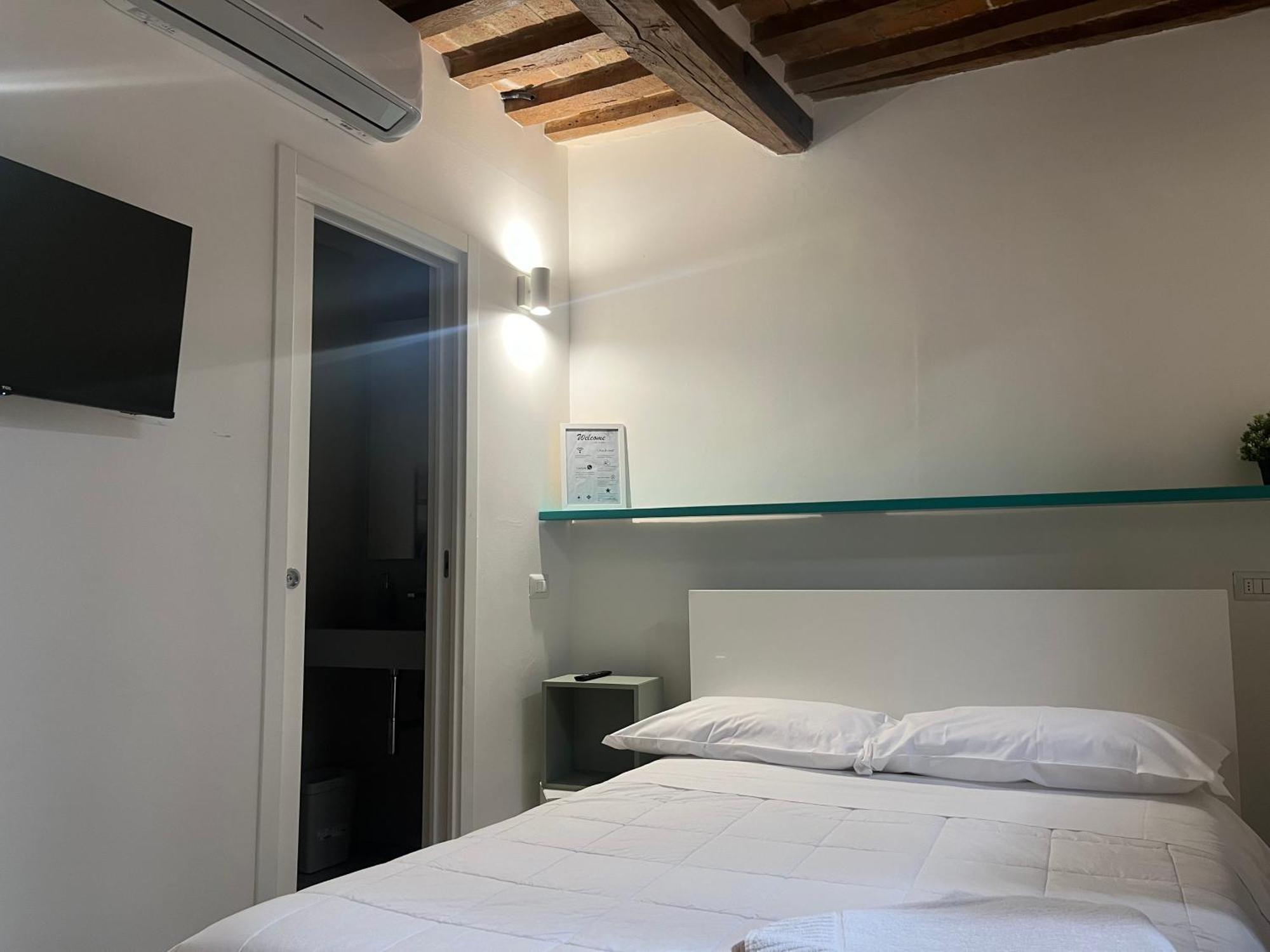L'Inferno Di Dante Bed & Breakfast กุบบีโอ ภายนอก รูปภาพ