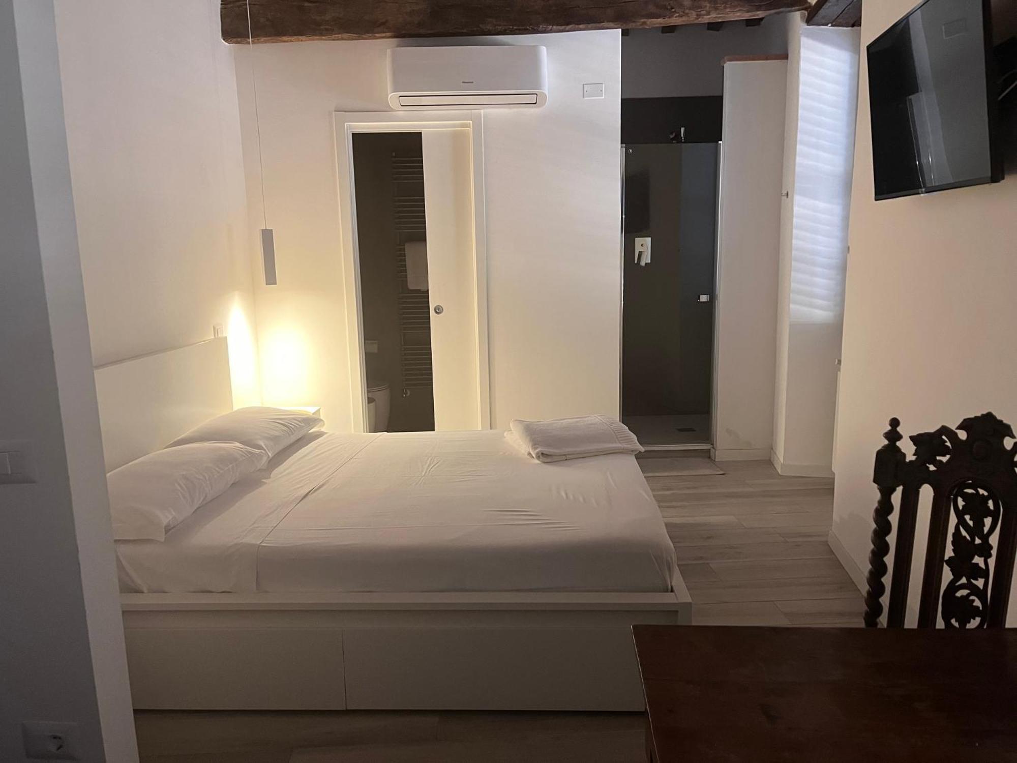 L'Inferno Di Dante Bed & Breakfast กุบบีโอ ภายนอก รูปภาพ