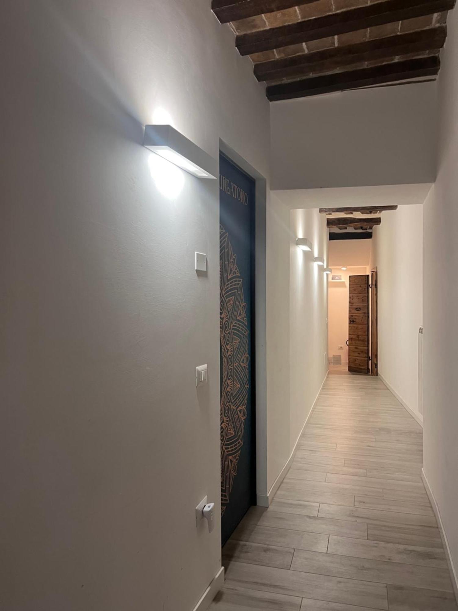 L'Inferno Di Dante Bed & Breakfast กุบบีโอ ห้อง รูปภาพ
